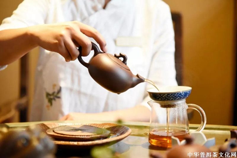 中國五星級茶館『茶人書壺館』——葳盛之星段學(xué)祺