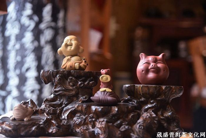 茶寵，小玩意、大講究！茶桌上最具靈魂的擺件。
